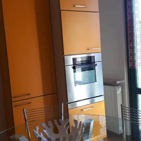 In Con Idromassaggio A Pochi Minuti Dal Maggiore * Castelveccana