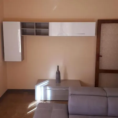 In Con Idromassaggio A Pochi Minuti Dal Maggiore *